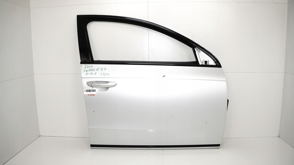 фото №1, Двері правий перед vw passat b7 10-14r la7w