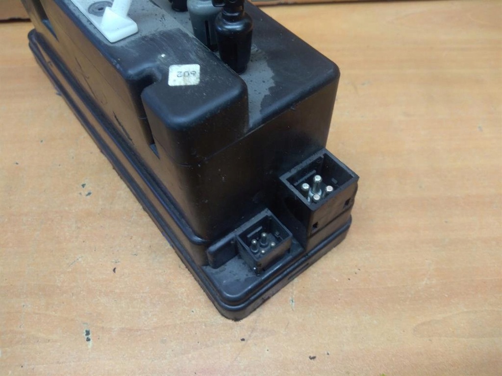 фото №3, Помпа замка центрального mercedes w210 2108000648