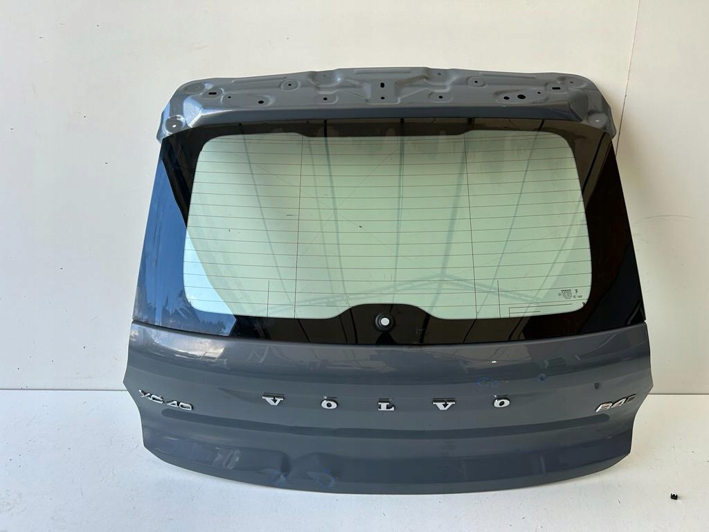 фото №1, Volvo xc40 крышка багажника багажника оригинал