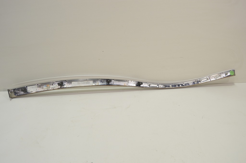 фото №10, Молдинг декоративная панели приборной панели drewno mercedes e klasa w211 avantgarde