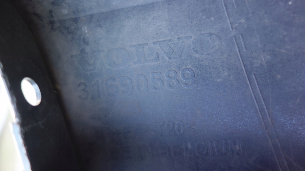 фото №14, Volvo v60 ii 18- бампер передний перед