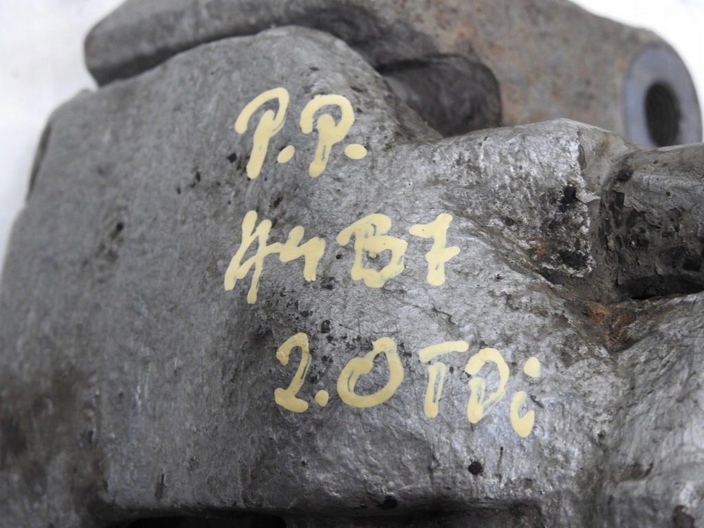 фото №9, Супорт гальмівний правий перед audi a4 b7 2.0 tdi