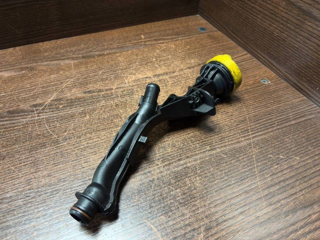 Купить Заливная горловина масла renault trafic ii x83 8200809265