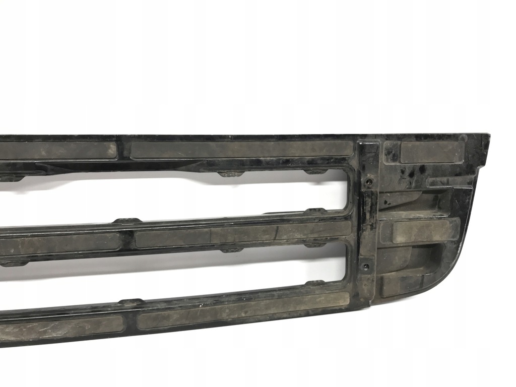 фото №12, Решётка радиатора нижняя лавка scania r 1536807