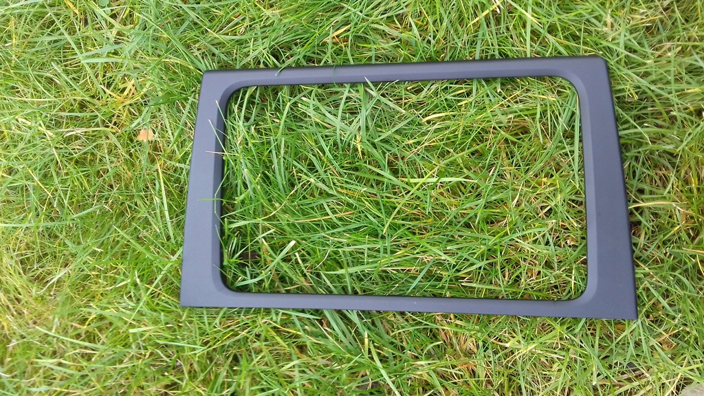 фото №1, Рамка заслонка радио vw golf vi aso 5k0858061f