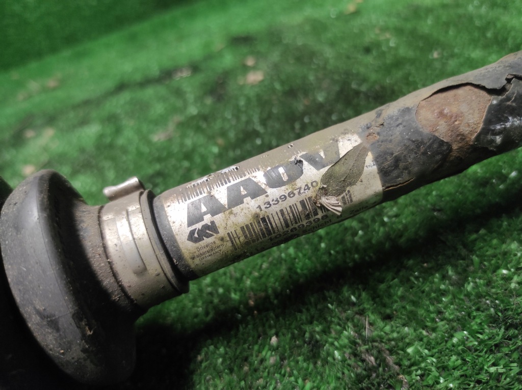 фото №2, Opel astra j lift привідний вал ліва 13396740
