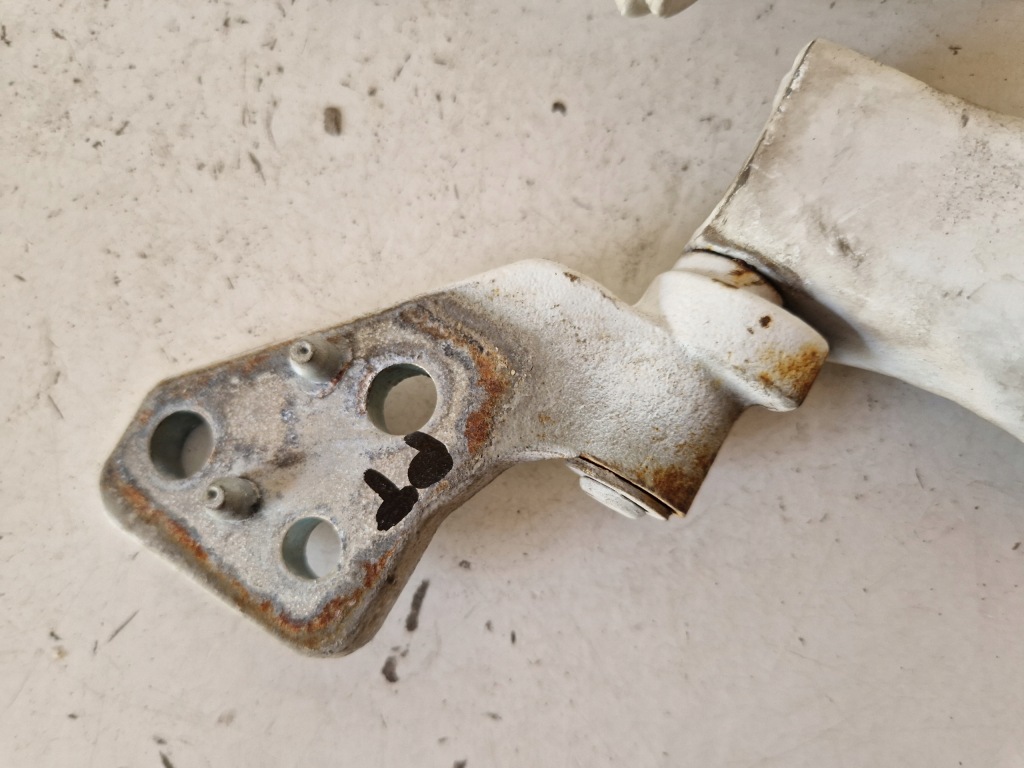 фото №8, Петлі двері правих орних задня ewpa citroen berlingo ii 14r 1.6 b