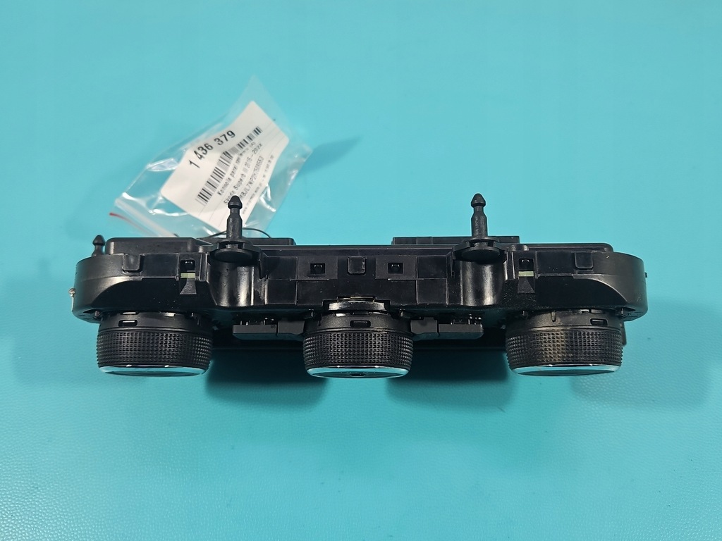 фото №9, Консоль панель обдув skoda superb iii 3v0907044bm