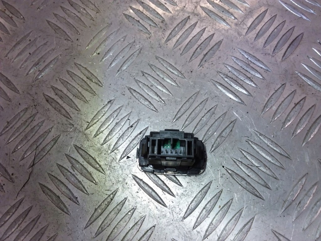 2016 volvo v60 кнопка старт-стоп 10047145 Доставка