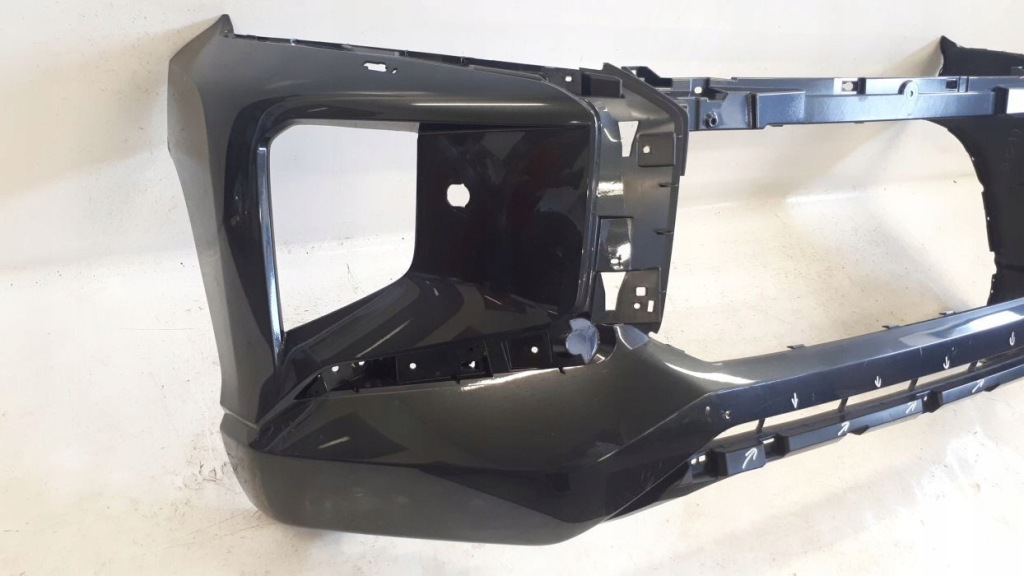 Mitsubishi l-200 triton бампер перед Київ