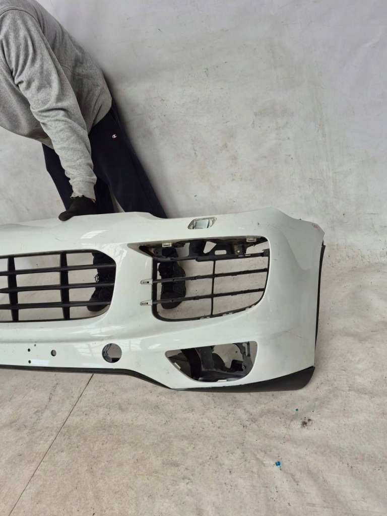 Porsche cayenne 2 7p5 рестайлинг  14-18 бампер перед передний spr pdc 7p5807221f с Разборки