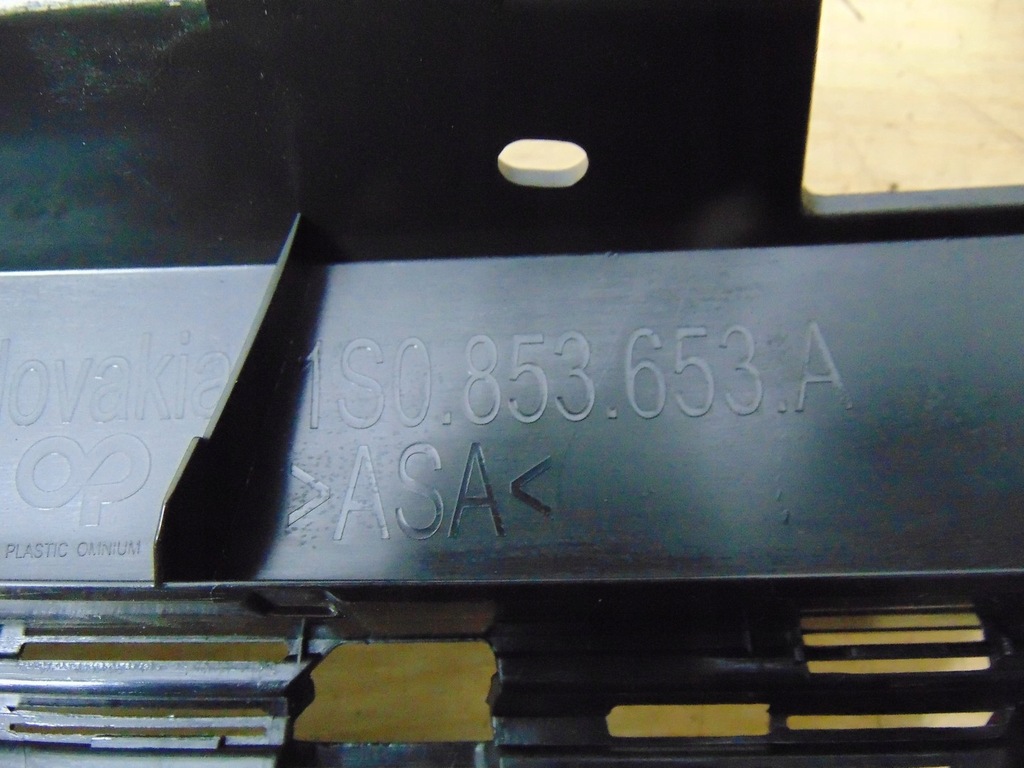 фото №13, Решётка радиатора решётка радиатора vw vw up lift 1s0853653a