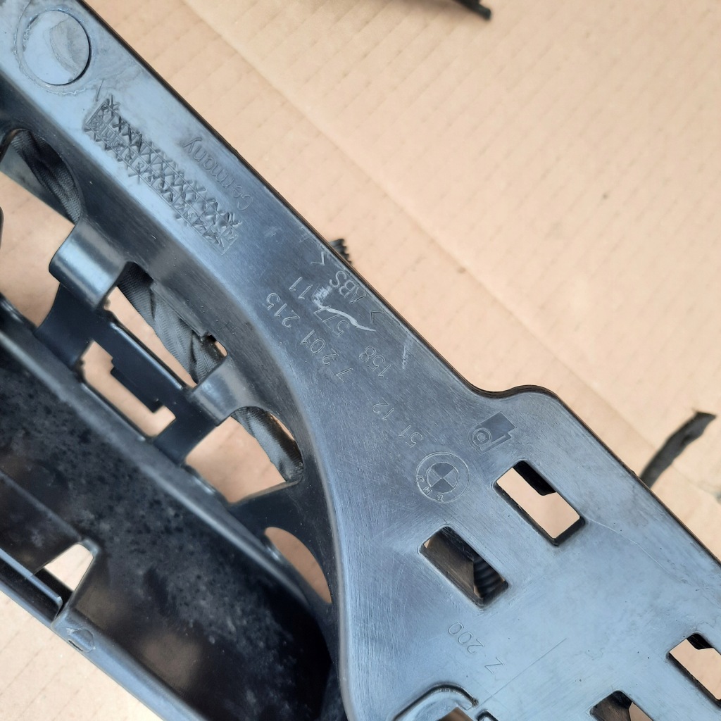 фото №13, Bmw f07 кронштейн кронштейн напрямна бампера задня 7201215