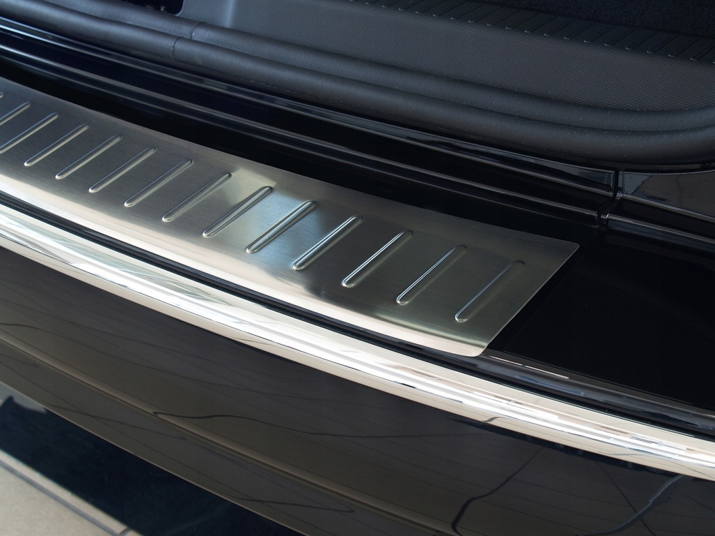 фото №3, Молдинг сталевий накладка na бампер задня renault clio iv gt-line /fluence 4d