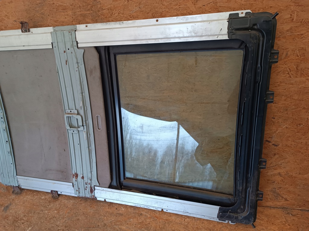 фото №15, Nissan x-trail t30 2001- моторчик люк люк