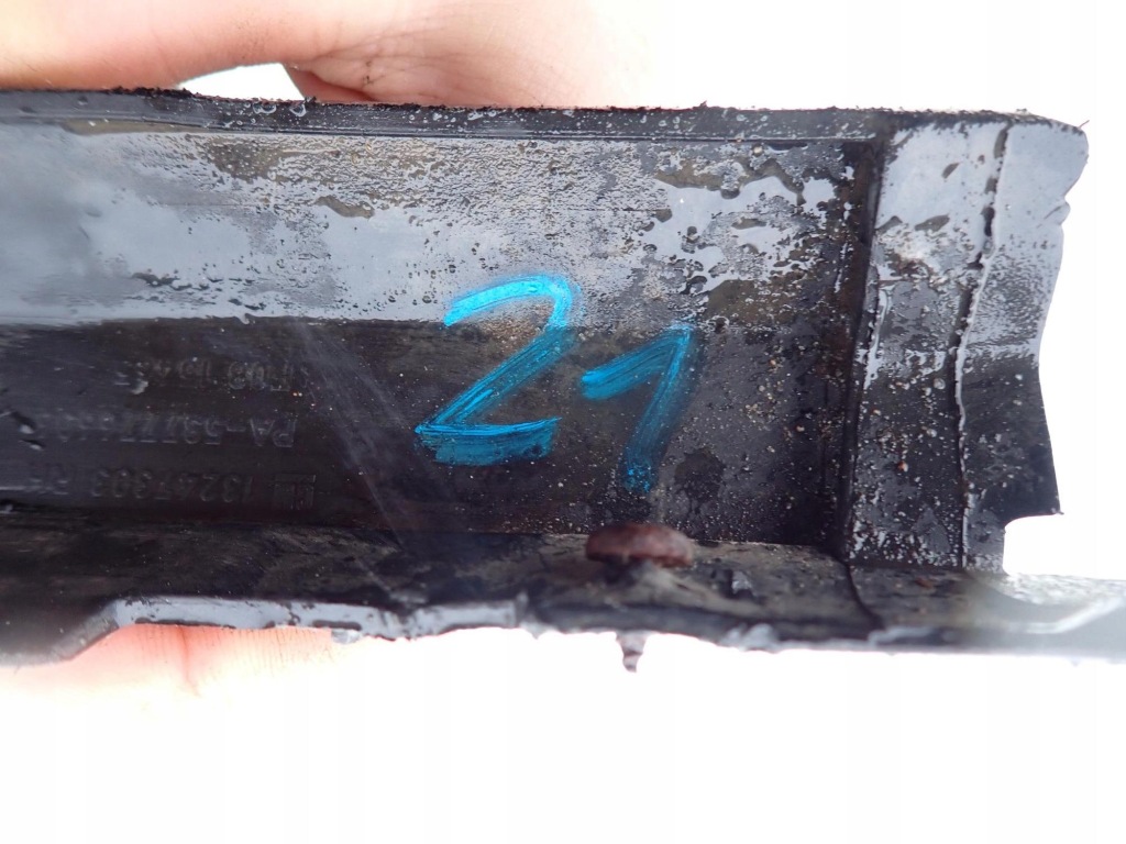 Opel zafira b lift 08-14 накладка-спойлер спойлер правий Недорого