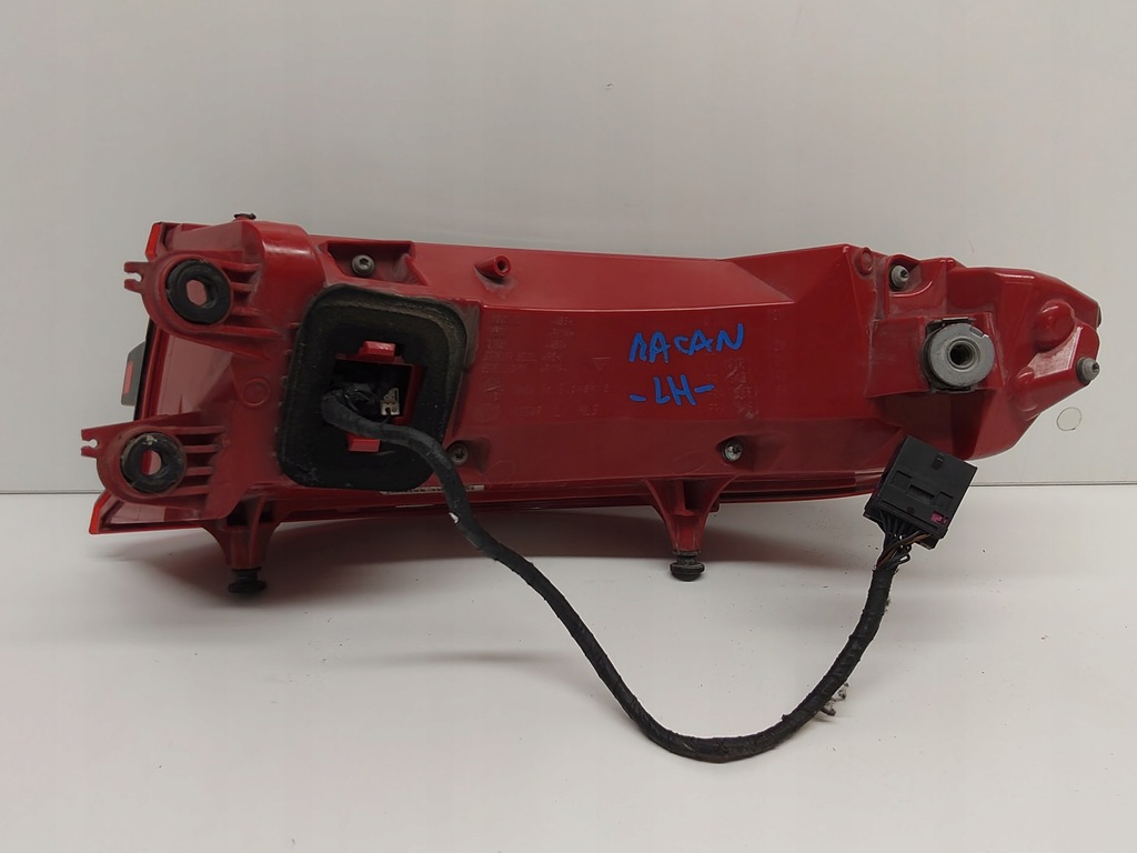 фото №7, Porsche macan 95b лампа задняя левая led оригинал europa 14-18