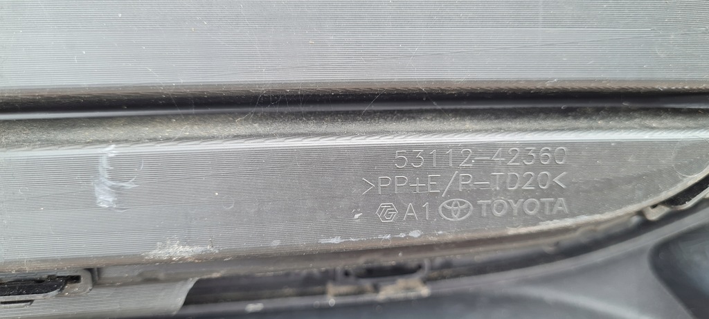 фото №12, Накладка решётка бампер toyota bz4x перед