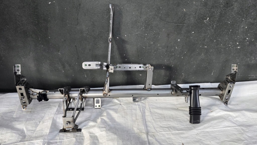 Купить Балка каркас консоли opel crossland x europa