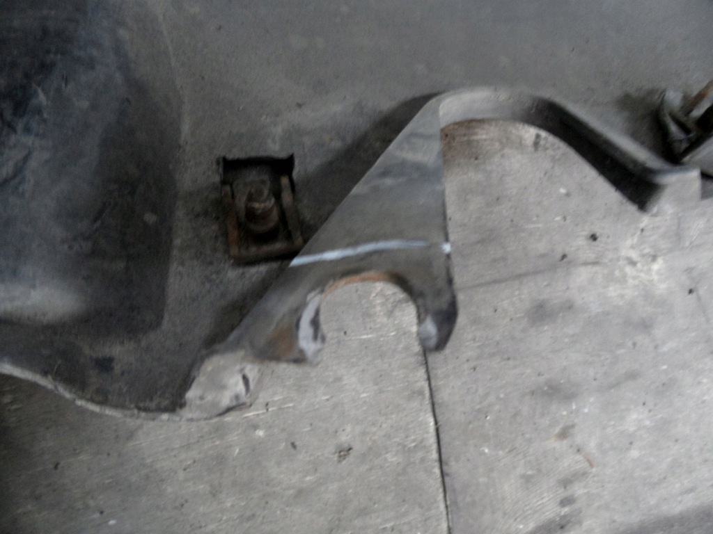 фото №8, Dacia duster i 13r бампер перед