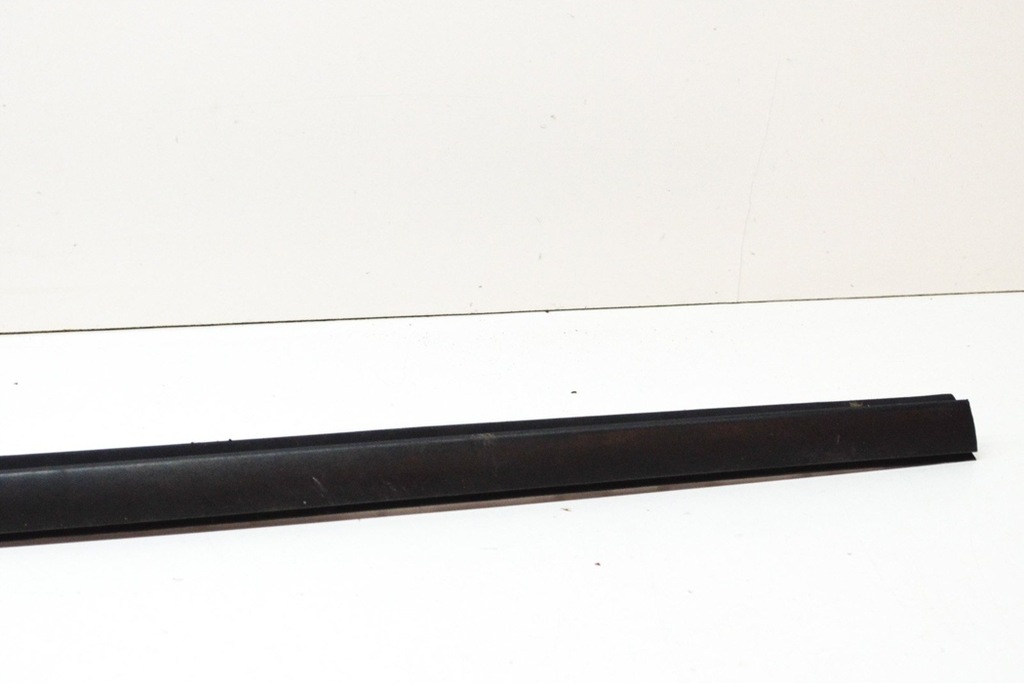 фото №5, Honda odyssey rl6 3.5 передняя стекло левая вертикальная молдинг 73152-thr 3.5 p 20