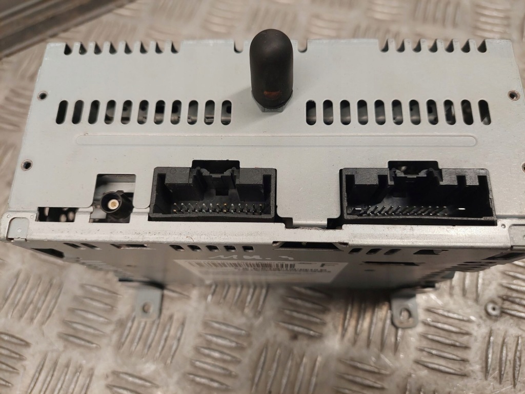 фото №2, Ford mustang vi 2016 панель / радіопрогравач cd/dvd/gps