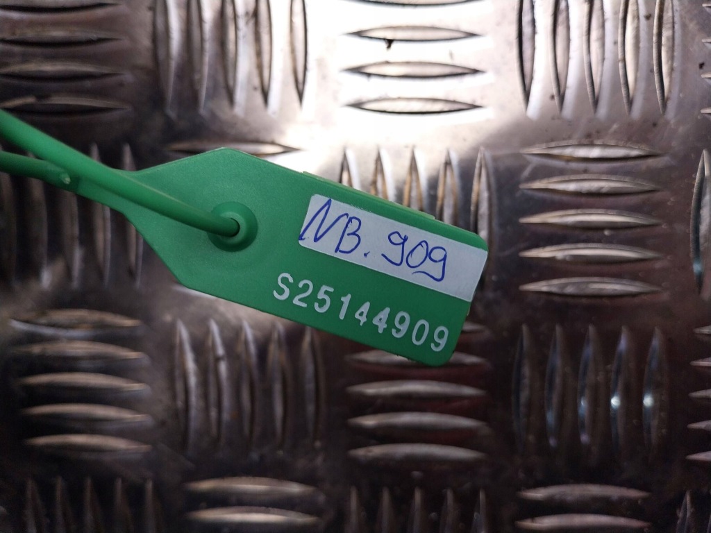 Подкрылок правый перед 7896840 bmw e60 e61 m5 с Разборки