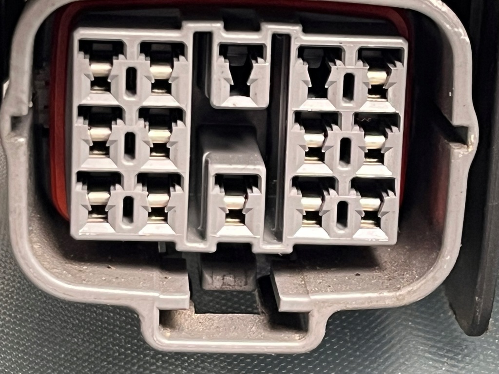 фото №6, Mazda 6 оригинальный номер grf5-51040 gl