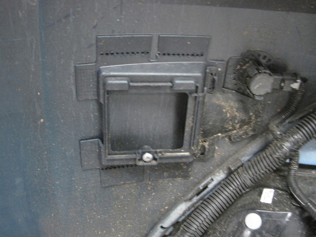 Бампер peugeot 308 t10 23r 4 pdc камера задний задний Недорого