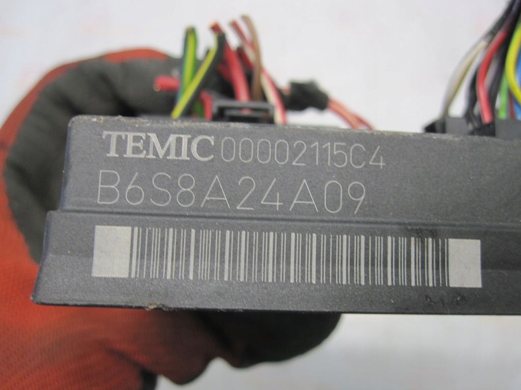 фото №7, Audi a4 b7 s-line 08r модуль блок керування світла 8e0907279m