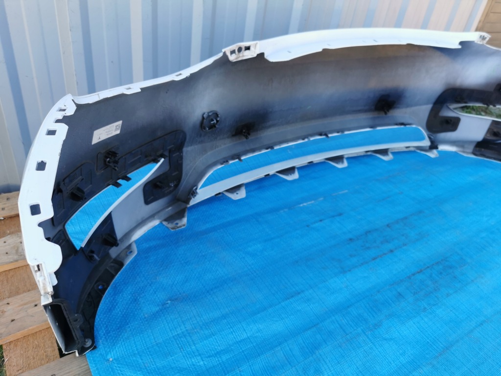 Купити Tesla y 1540100-05-b бампер перед передній