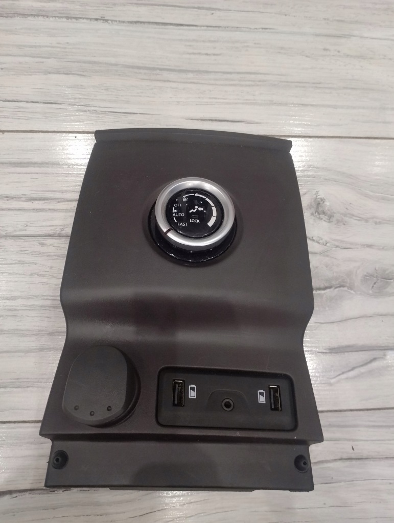 фото №1, Панель обдув роз'єм usb espace v 275016524r