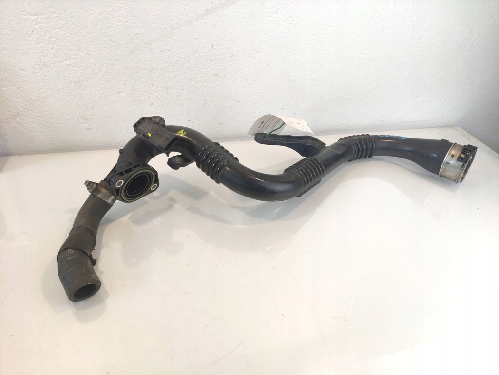 фото №4, Renault clio iv труба wąż шланг интеркулер 223650002r