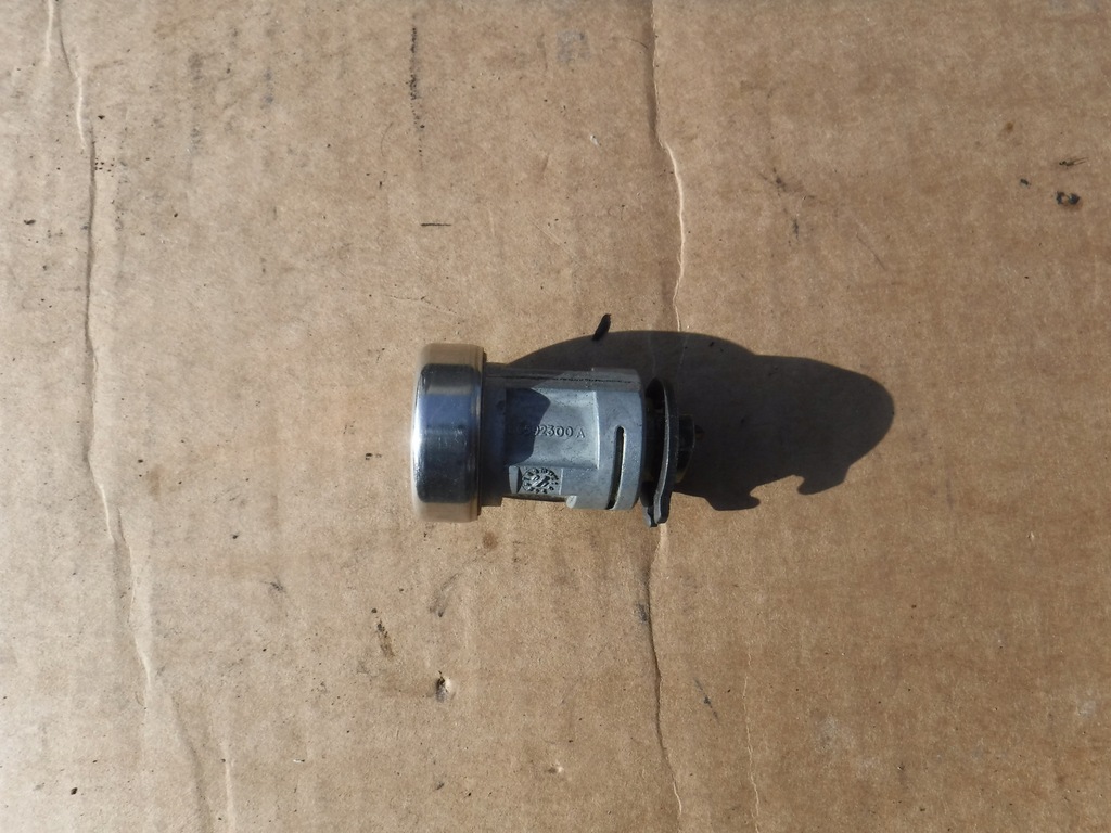 фото №1, Вкладыш замка зажигания ford mondeo mk3 uc592300a