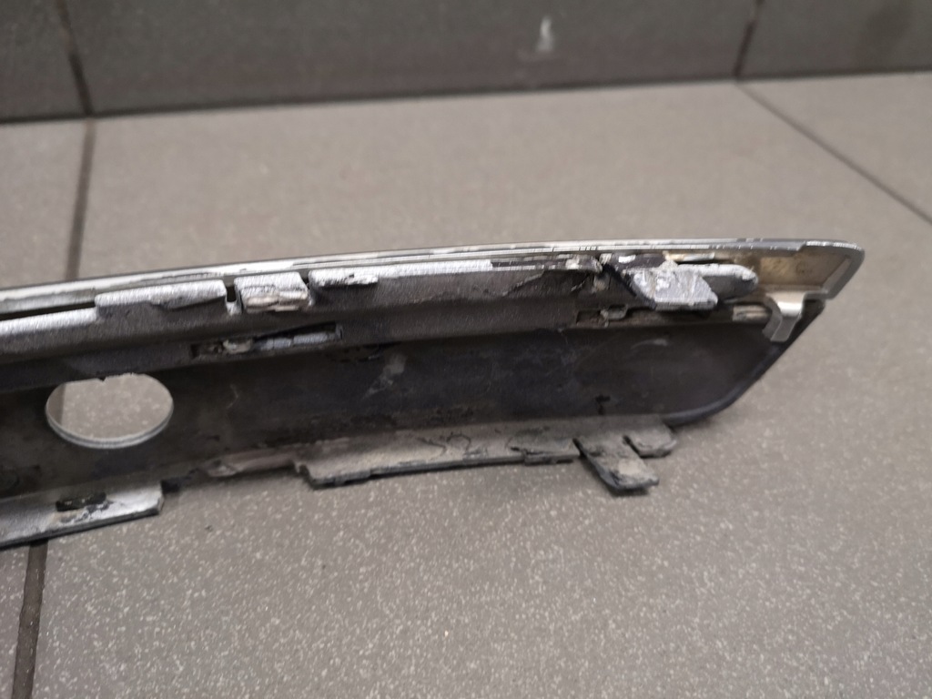 фото №12, Молдинг бампера правий перед audi a8 d3 4e0807224a