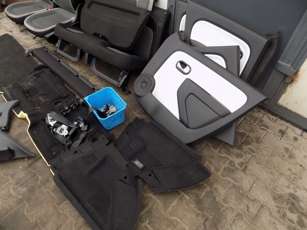 фото №6, Салон сиденья заднее сиденье обивка renault twingo iii