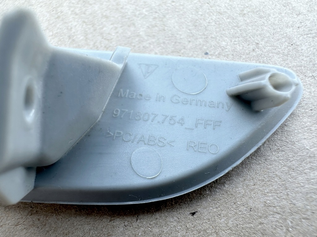 фото №14, Заглушка розпилювача лампа l p porsche panamera 971