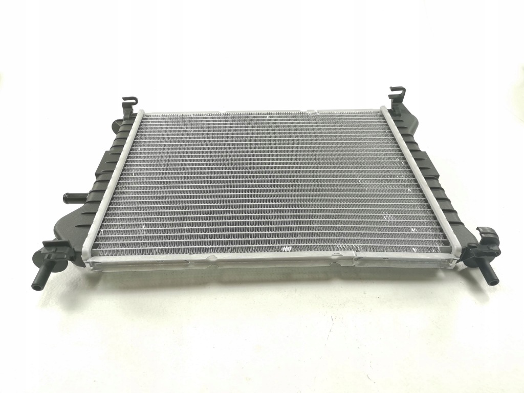 Радиатор воды ford focus 98-05 1.4 1.6 / 1671968 с Разборки