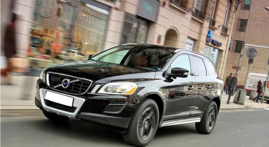 Volvo xc60 r design накладка перед 08-13 Ціна