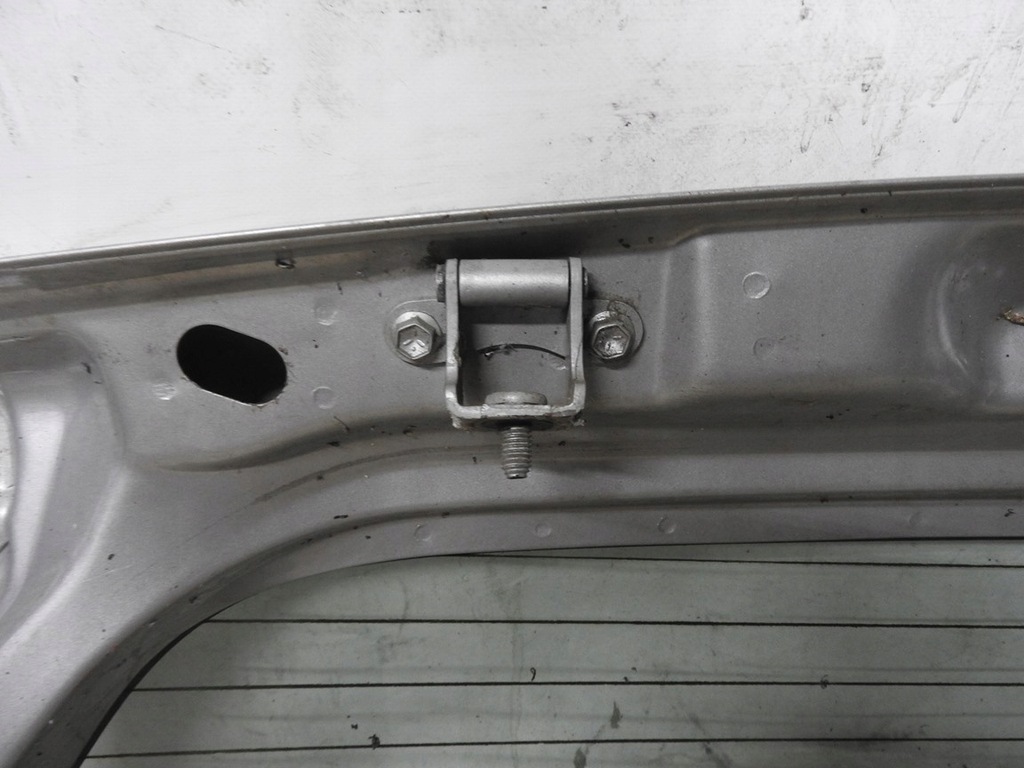 фото №6, Nissan pixo 10 z2s крышка багажника багажника с стекло suzuki alto