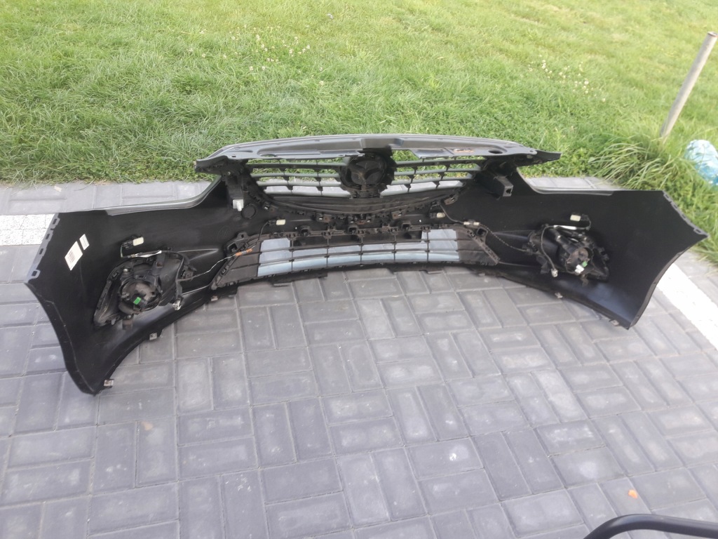 Mazda 6 gj 2012-2015 бампер перед оригінал комплектний  tylko під  датчики Доставка