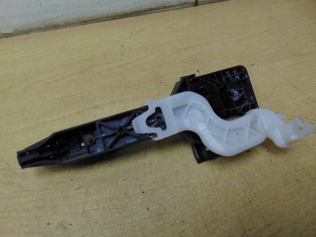 фото №8, Ручка наружная дверь правая задняя hyundai i30 ii pae europa