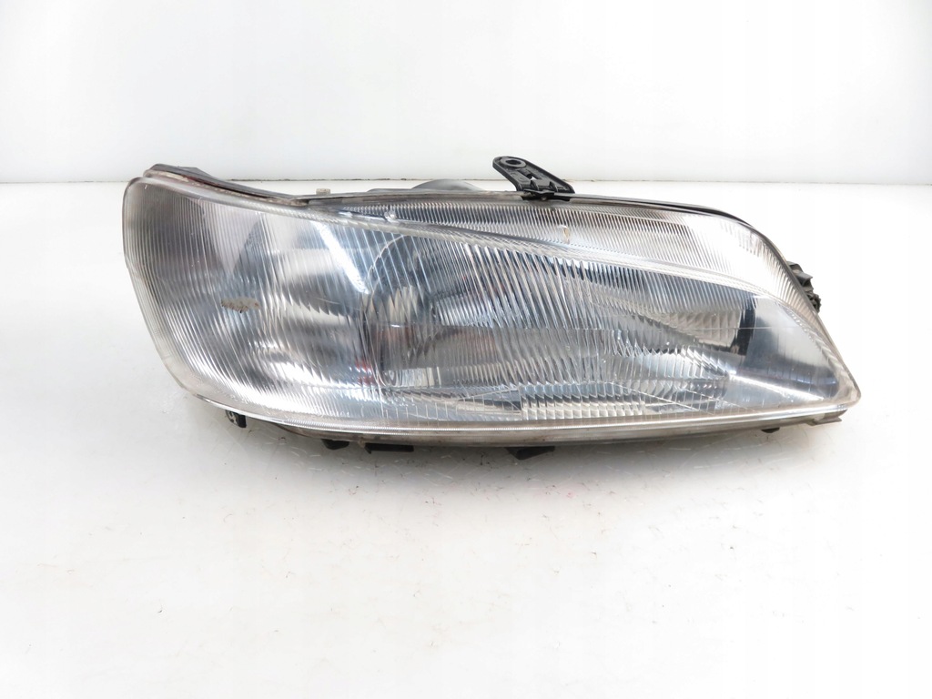 фото №2, Лампа правая передняя peugeot 306