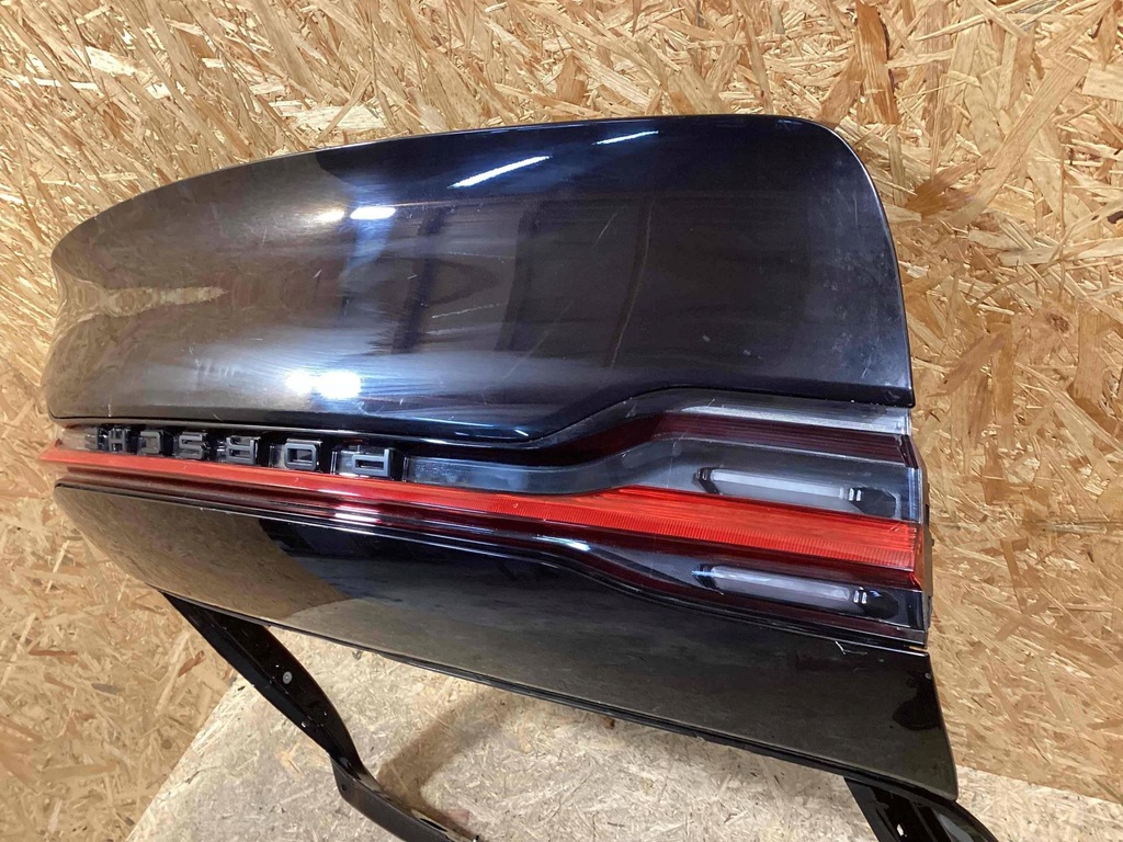 фото №11, Porsche macan 95b827041bygrv 95b827123 кришка багажника лампи