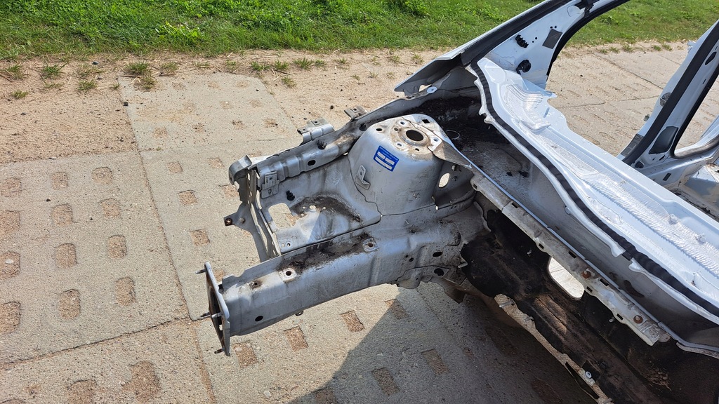 фото №4, Ford focus mk3 чверть права перед kombi 5b