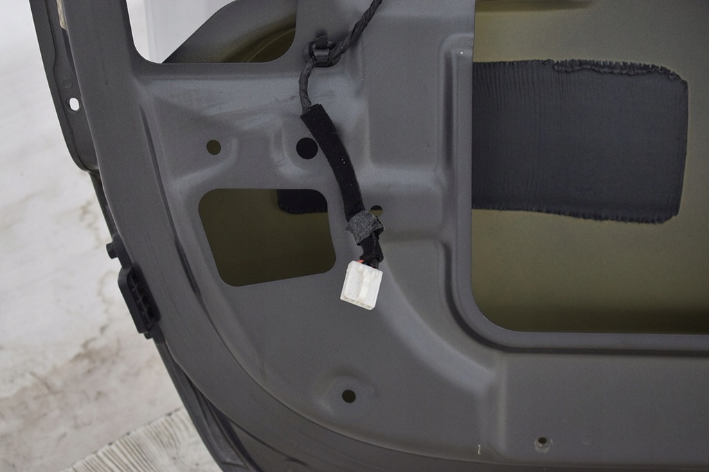 фото №8, Кришка багажника задня задня kia sorento ii lift + камера