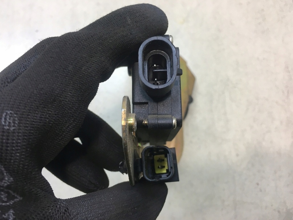 фото №4, Замок дверь левый задняя 807 2.0 hdi