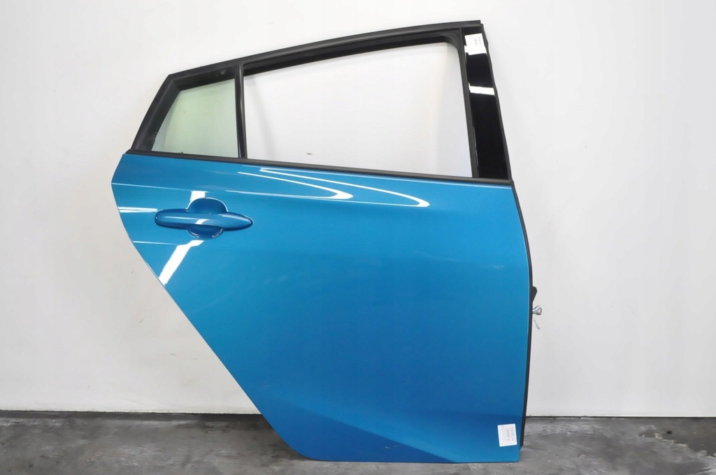 фото №1, Toyota prius phv prime prius iv дверь правый задняя задние 791