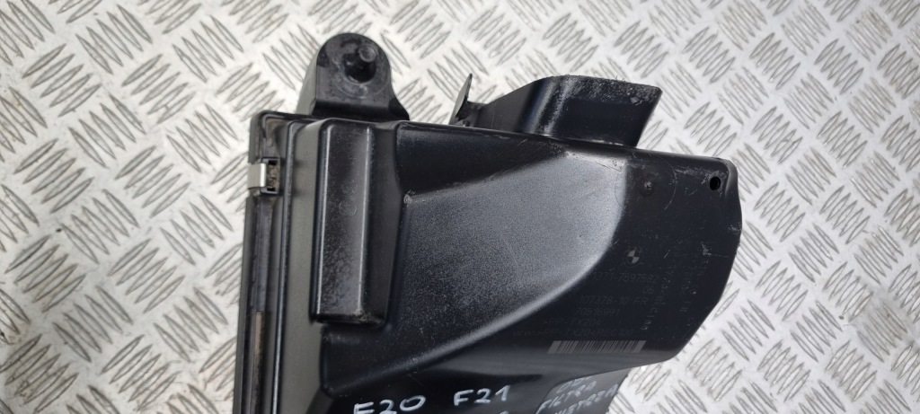 Bmw f20 f21 корпус фильтра воздуха 7597582 Оригинал