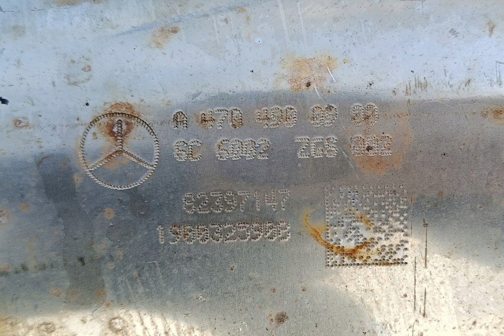 Вихлоп гасник каталізатор mercedes x klasa w470 3.0 cdi a4704900900 Недорого
